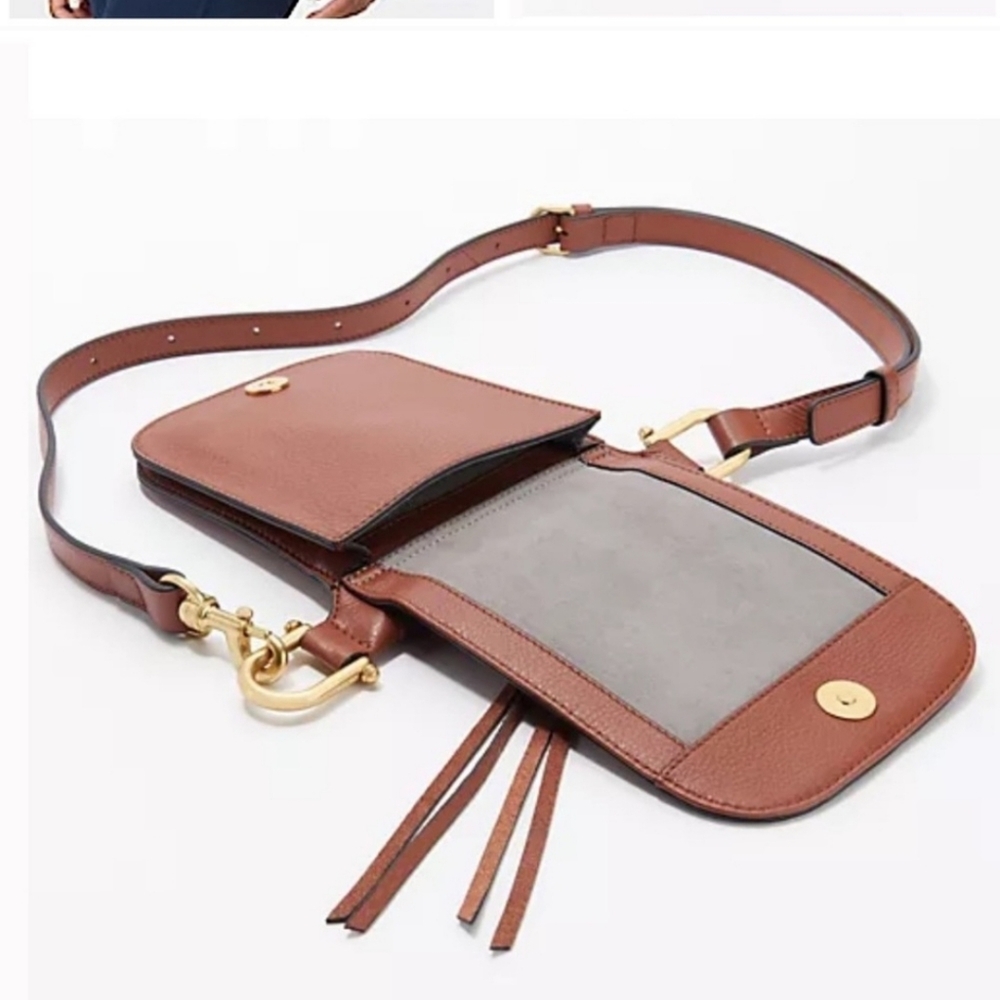 Vince Camuto Leather Women's Crossbody with dust bag NWT - Picture 3 of 7